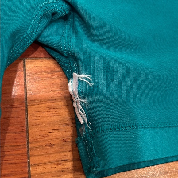 Ladies size XS teal work out shorts - Picture 7 of 7